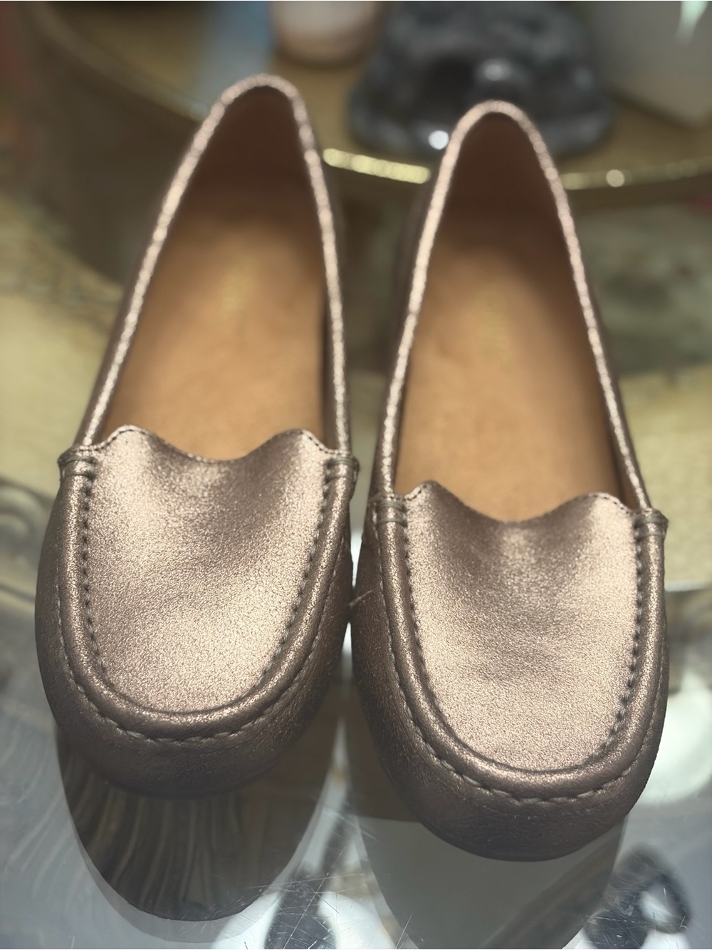 Vionic Metallic Rose Loafers Brand New without tags